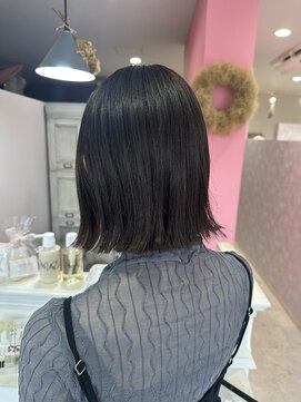 ユルフ(yulf) 切りっぱなしボブ×オリーブカラー