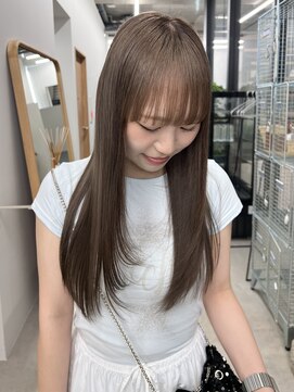 ブラウンベージュ