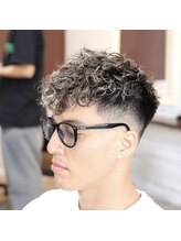 人気No,5★【30～40代人気★】メンズカット＋白髪ぼかしハイライト＋カラー[吹田/江坂/メンズ/パーマ/眉毛]