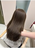 オリーブベージュレイヤーカット顔周りレイヤーブリーチなし