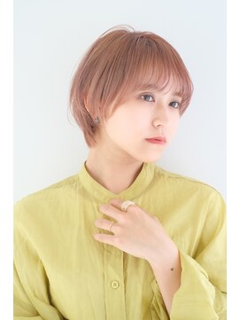 ラミ(L'ami) 『 ピンクグレージュ ×  透け感 』耳掛け丸みショート ☆