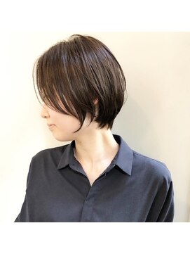 オーソ(AUTHO) 大人かわいい/マッシュショート/カーキグレージュ