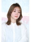 小顔外ハネミディアムアッシュ20代30代40代くびれミディ韓国ヘア