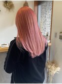 ピンクベージュ