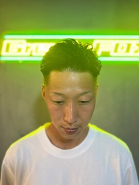 グリーディーフォックス 代々木(Greedy FOX) 韓国マッシュ/センタ-パ-ト/ツイストスパイラル/スキンフェード