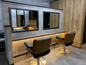 ヘアーアートパーリオ 駅南店(hair art PALIO)の写真/【姫路駅徒歩3分】何でも話せる明るいスタッフと贅沢なお洒落空間で初めての方もリラックス♪