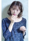 ペールベージュセクションカラーグラデーションカラー外ハネボブ