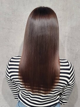 スリー(THREE) ☆髪質改善トリートメント☆【大阪 梅田 福島 中津】