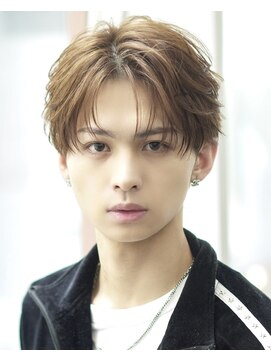 オーシャントーキョー 渋谷神南(OCEAN TOKYO) 韓国ヘアカルマパーマカルマバングセンターパート黒髪ウルフ