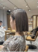 切りっぱなしボブ/ストンボブ/ハイトーン/透明感ベージュ