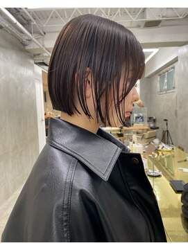 ヤイエ 青山店(yiye) 大人ボブ大人ショートボブ切りっぱなしボブ前髪あり前下がりボブ