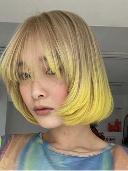 イー(Ii)の写真/人気のハイライトブロックカラーで作るデザインカラー。髪を傷ませずに、艶やかで上品な色味に。