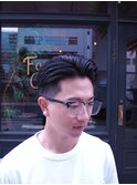 七三分け／サイドパート／スキンフェード/バーバー/刈り上げ