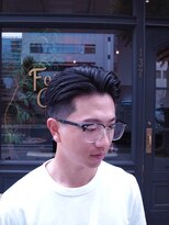 フォーコーナーズ(Four Corners) 七三分け／サイドパート／スキンフェード/バーバー/刈り上げ