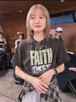 シキ 渋谷(siki)&nbsp;ベージュカラー/ブリーチなしダブルカラー/赤 み消し/渋谷/原宿