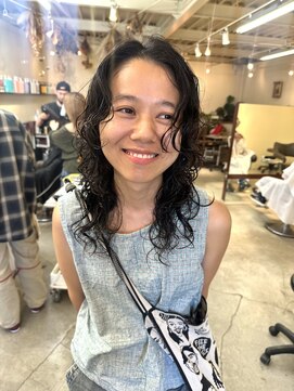 ヒカリス 東三国(HIKARIS) ウルフパーマ/ウルフレイヤー/ロングウルフ/レイヤーパーマ