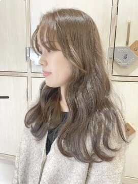 ファミーユプラス(famiiyu+) ブリーチなしベージュカラー