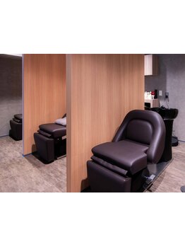 痛ませない白髪染めで、ダメージレスに◎髪質改善×白髪染めの両方が叶うサロン☆完全マンツーマン施術♪