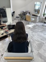 アチェロ(Acero.)&nbsp;韓国風レイヤー×前髪長め×20～30代グレージュ