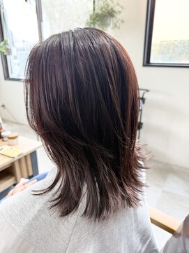 ルノ(Luno) 外ハネレイヤースタイル