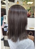今こそレイヤー！髪に動きとツヤを出す大人ヘア