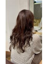 プーパ ヘアーユニ(pupa hair uni) 甘めロングウェーブ