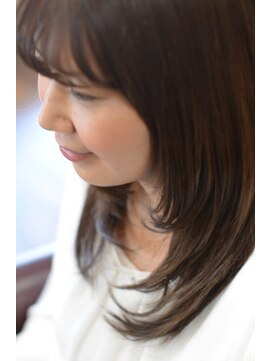 アコット(Acot) 縮毛矯正アクアヴェール+レイヤーカットで自然なまとまりを実現