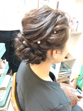 ロカット サロン(Roquat Salon) ゆるっとロングシニヨンアレンジ【ヘアセット　立川/立川南/袴】