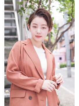 エイミー(Aimee) Aimee かきあげショート×透けちゃうグレージュ