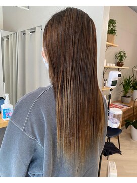 メリー(merry) ツヤ髪ストレート