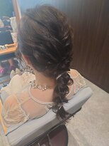 ビスポーク(BESPOKE)&nbsp;20代30代大人可愛いお呼ばれスタイル編みおろしグレージュ