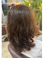 ビハインドザカーテン(BEHIND THE CURTAIN)&nbsp;セミロング×髪質改善酸性デジタルパーマ