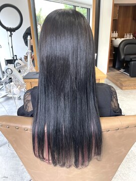 フツーロ 栄(FUTURO) インナーカラー入れてイメチェン!!