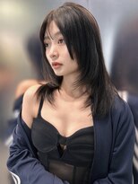 シティ(CITY)&nbsp;大人気ミディアムレイヤーカット 韓国 ストレートヘア 東垂水