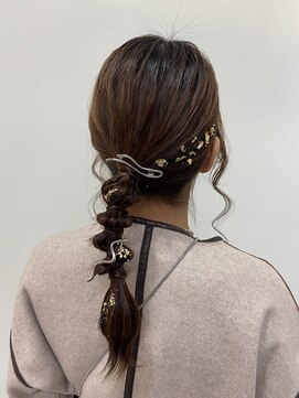レノックス Lenox 編み下ろしヘアアレンジ
