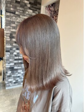 プリームヘアーホワイト(Pleame hair WHITE) ミルクティーグレージュ