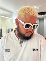 サンディーズバーバーショップ(Sandees)&nbsp;イージーパンク/金髪ボウズショート