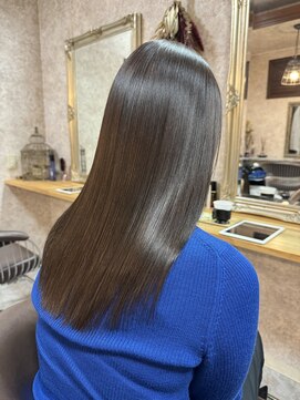 カトル フォア ナフ(Quatre fois Neuf) 髪質改善/デザインカラー