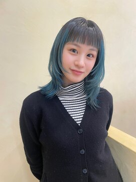 スニュウ(snuw) 【snuw mina】レイヤーカット/ブルーカラー/デザインカラー/伏見