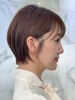 エリマ 横浜西口(elima)&nbsp;横浜西口顔周りレイヤーカットくびれヘア切りっぱなしボブ30代