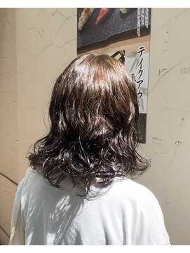 シアン 栄店(CYAN.) ムースとオイルでコテいらず!ウェーブヘア