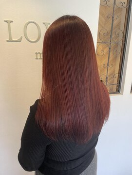 ラビスモア(Lovis moa) ミディアムヘア/暗めカラー/デザインカラー/フェイスフレミング