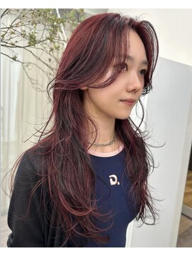 アルテペロ(arte pelo) 【artepelo】透明感あるワインレッドロング