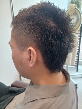 タヤ 町田店(TAYA) 清潔感と男らしさを両立したショートスタイル