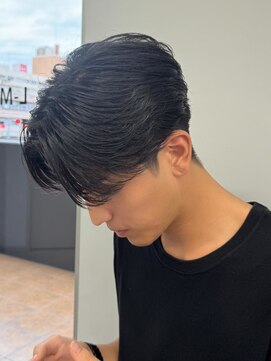 エルマーク 四条烏丸(L-MARK) センターパート/ニュアンスパーマ/ダウンパーマ/men's