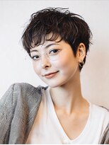 バイエイト(X８)&nbsp;【ニュアンスベリーショート】くびれシルエット