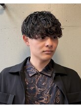 オムファミーユラグ(homme, famille raugh)&nbsp;ラフシャドウパーマ