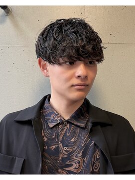 オムファミーユラグ(homme, famille raugh) ラフシャドウパーマ