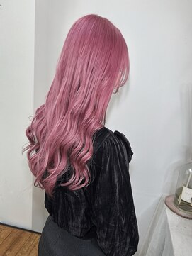 ヘアーデザインルアナ(Hair design Luana.) ホロライブ湊あくあ風カラー