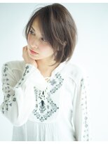ローラン(ROULAND)&nbsp;マイナス５歳を叶えるひし形ショートボブ
